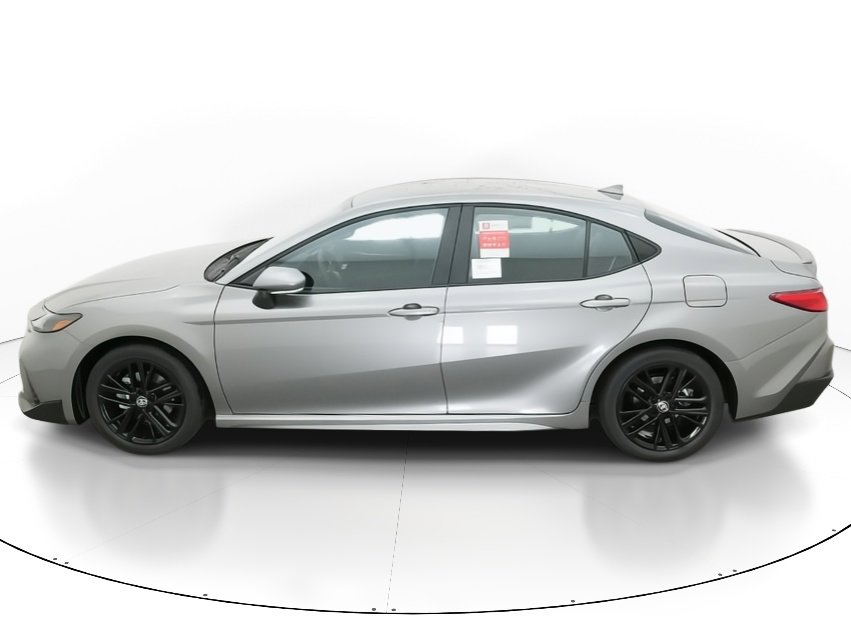 New 2026 Toyota Camry SE image 3