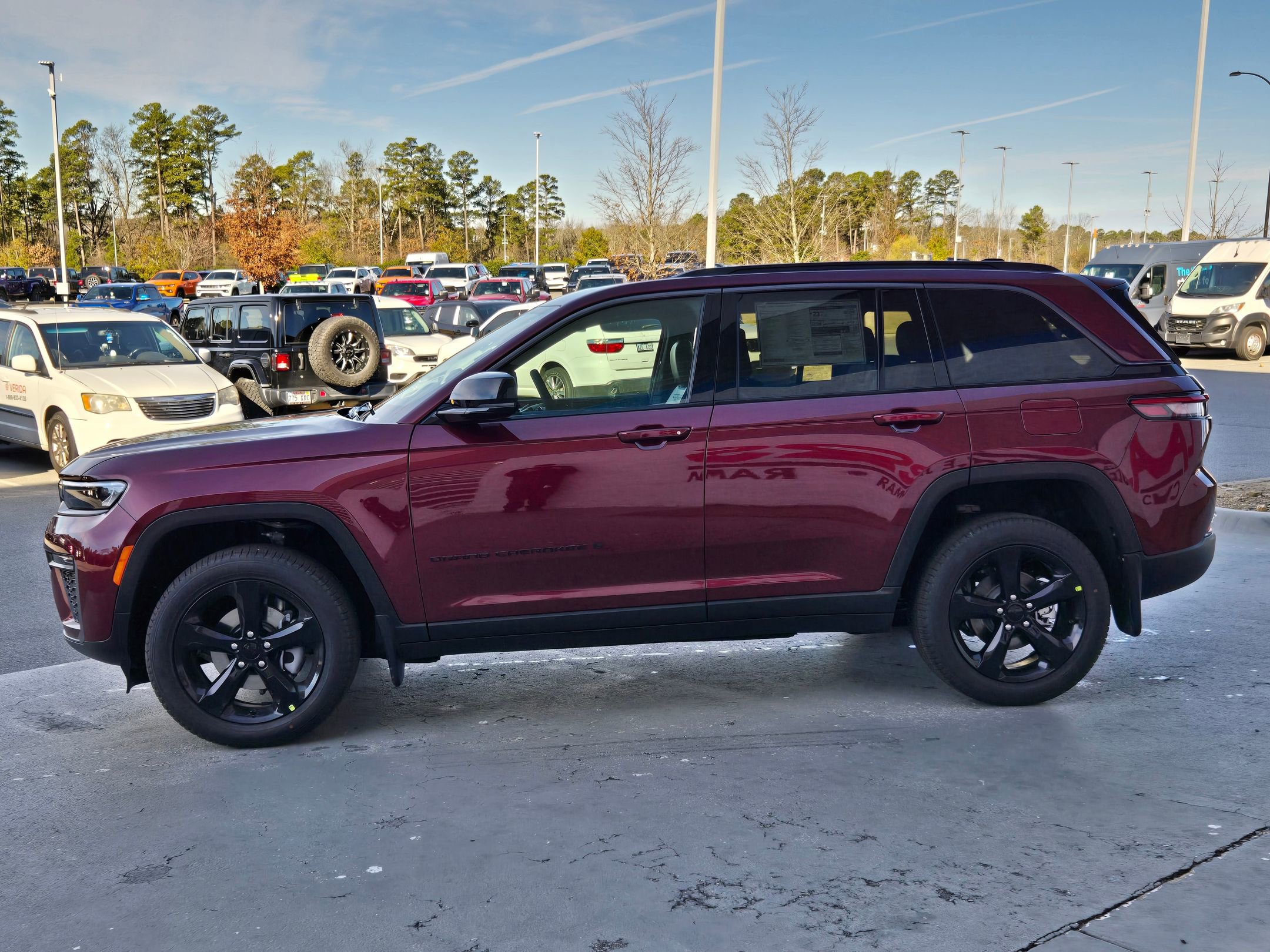 New 2026 Jeep Grand Cherokee Limited w/ Limited Altitude Package image 4
