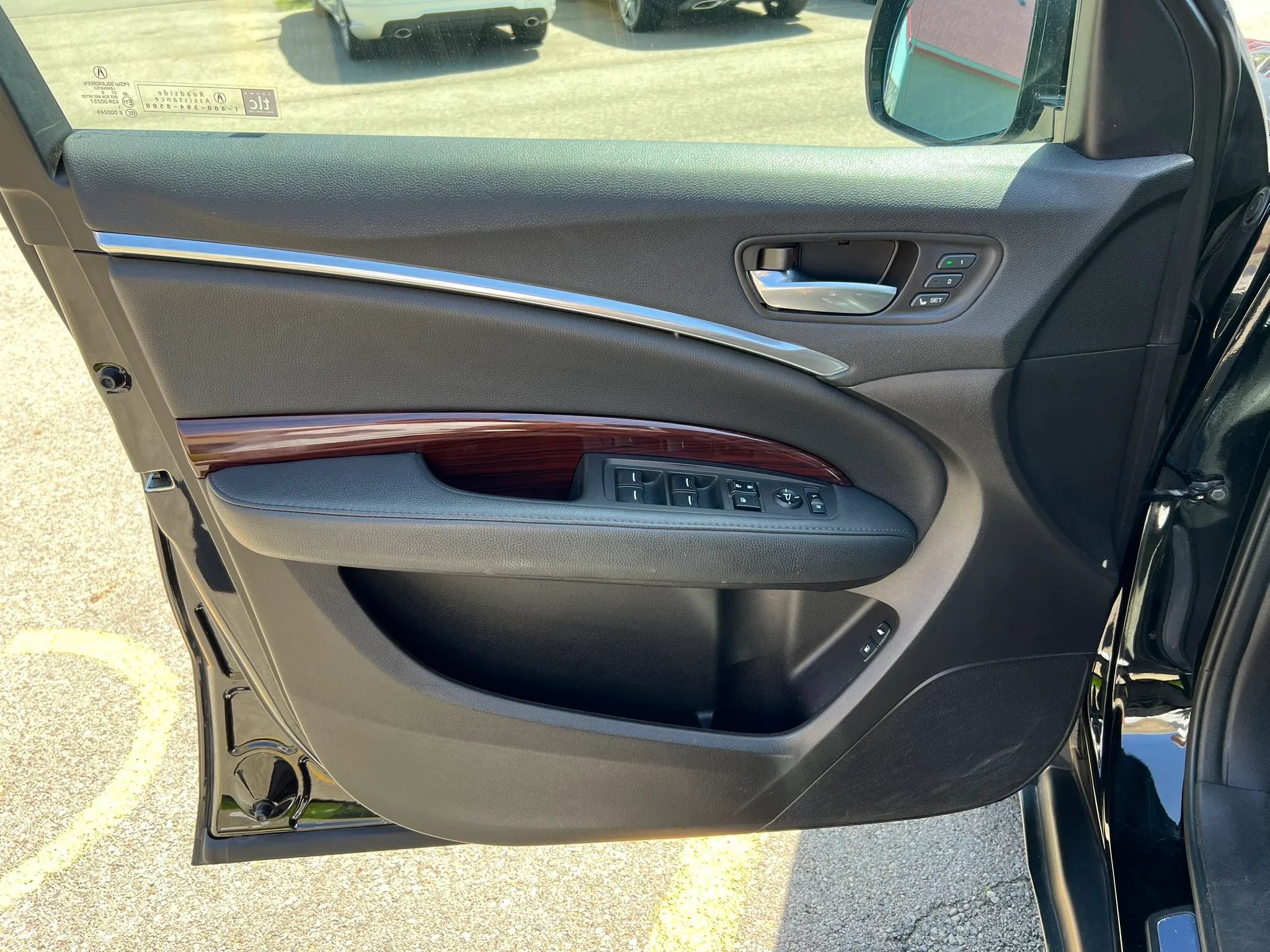 Used 2016 Acura MDX FWD image 23