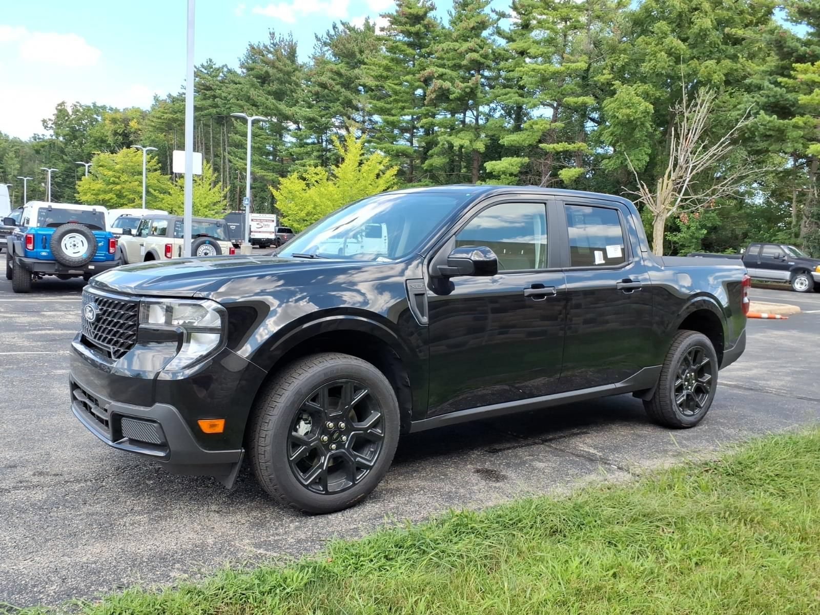 New 2026 Ford Maverick XLT w/ Equipment Group 301A AWD/4WD image 5