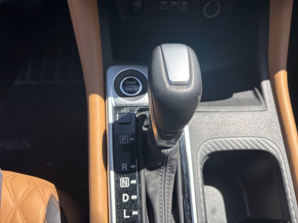 Used 2024 Nissan Sentra SV w/ SV Premium Package FWD image 12