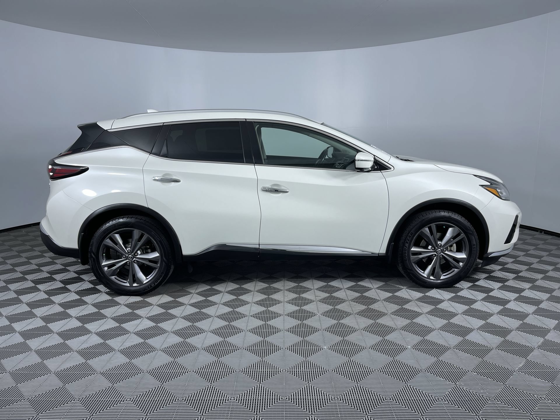 Used 2020 Nissan Murano Platinum AWD/4WD image 10