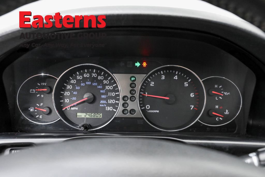 Used 2005 Toyota Land Cruiser image 17