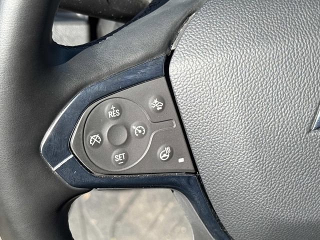 Used 2023 Chevrolet Traverse LT w/ LPO, Floor Liner Package image 28