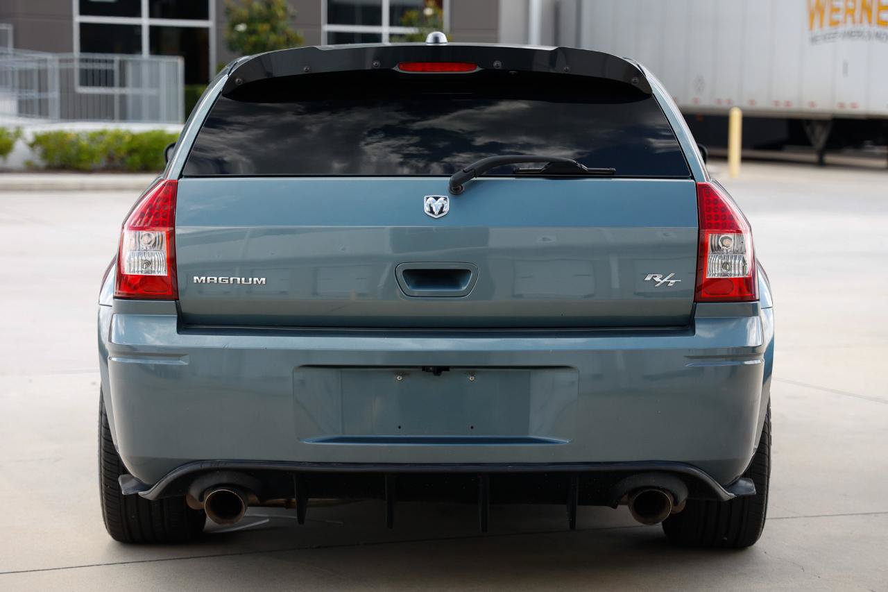Used 2006 Dodge Magnum R/T w/ Convenience Group II RWD image 9