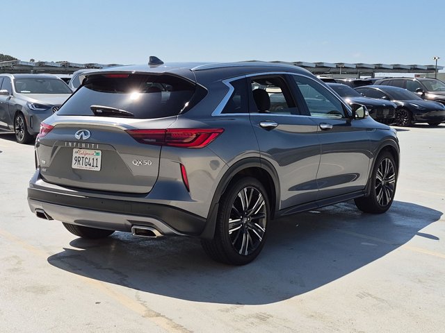 Used 2021 INFINITI QX50 Luxe w/ Appearance Package AWD/4WD image 5