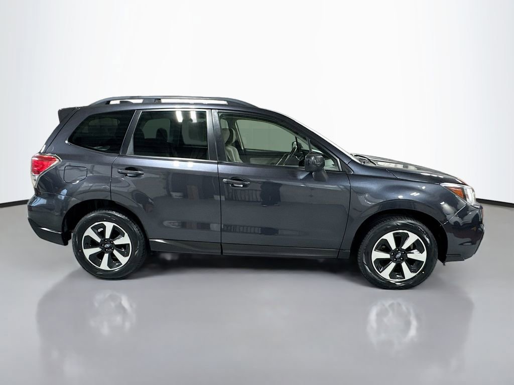 Used 2018 Subaru Forester 2.5i Premium image 5