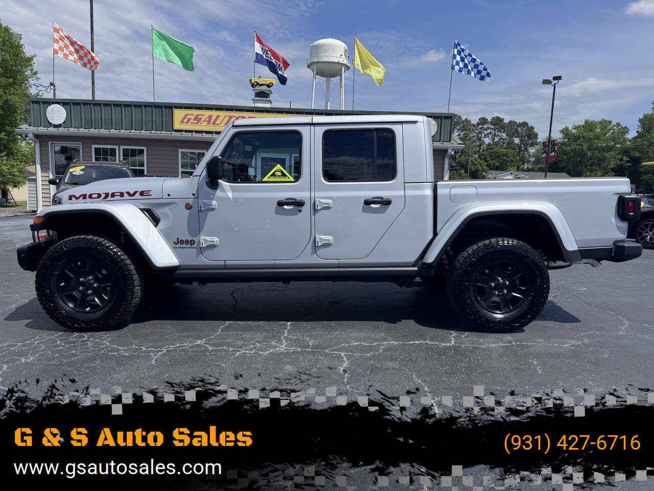 Used 2023 Jeep Gladiator Mojave w/ Trailer Tow Package AWD/4WD image 1