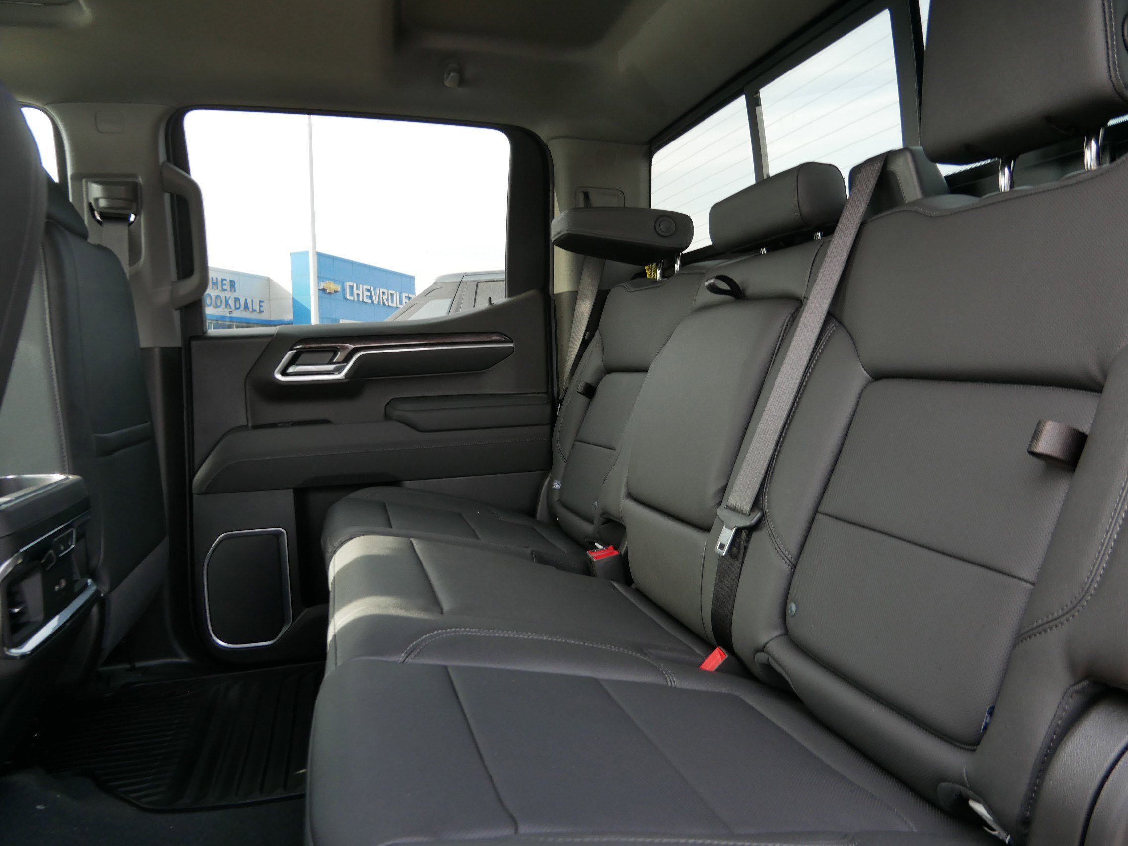 New 2026 Chevrolet Silverado 1500 LTZ w/ LTZ Premium Package image 5