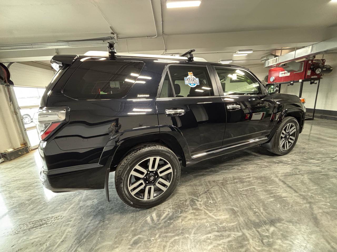 Used 2019 Toyota 4Runner Limited AWD/4WD image 8