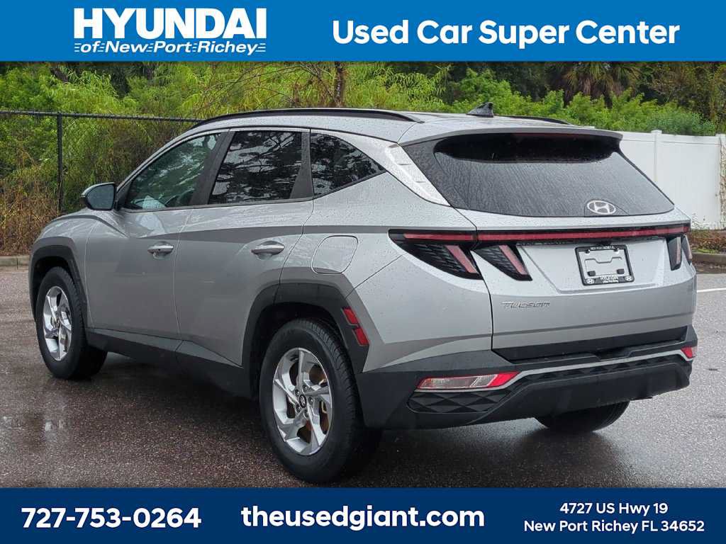 Certified 2022 Hyundai Tucson SEL w/ Cargo Package FWD image 3