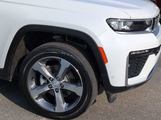 New 2026 Jeep Grand Cherokee Limited w/ Luxury Tech Group II AWD/4WD image 8