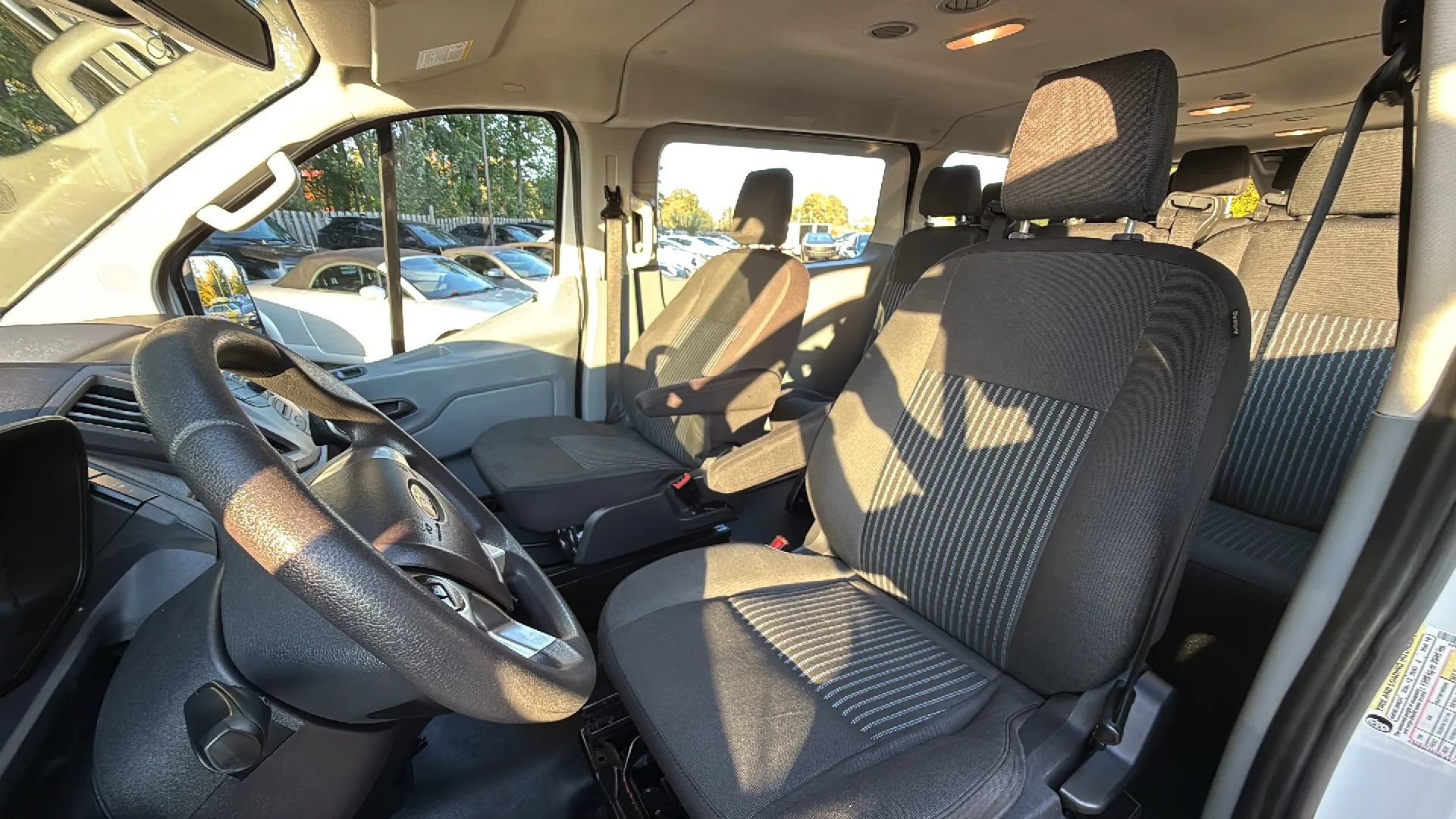 Used 2018 Ford Transit 350 XL RWD image 18