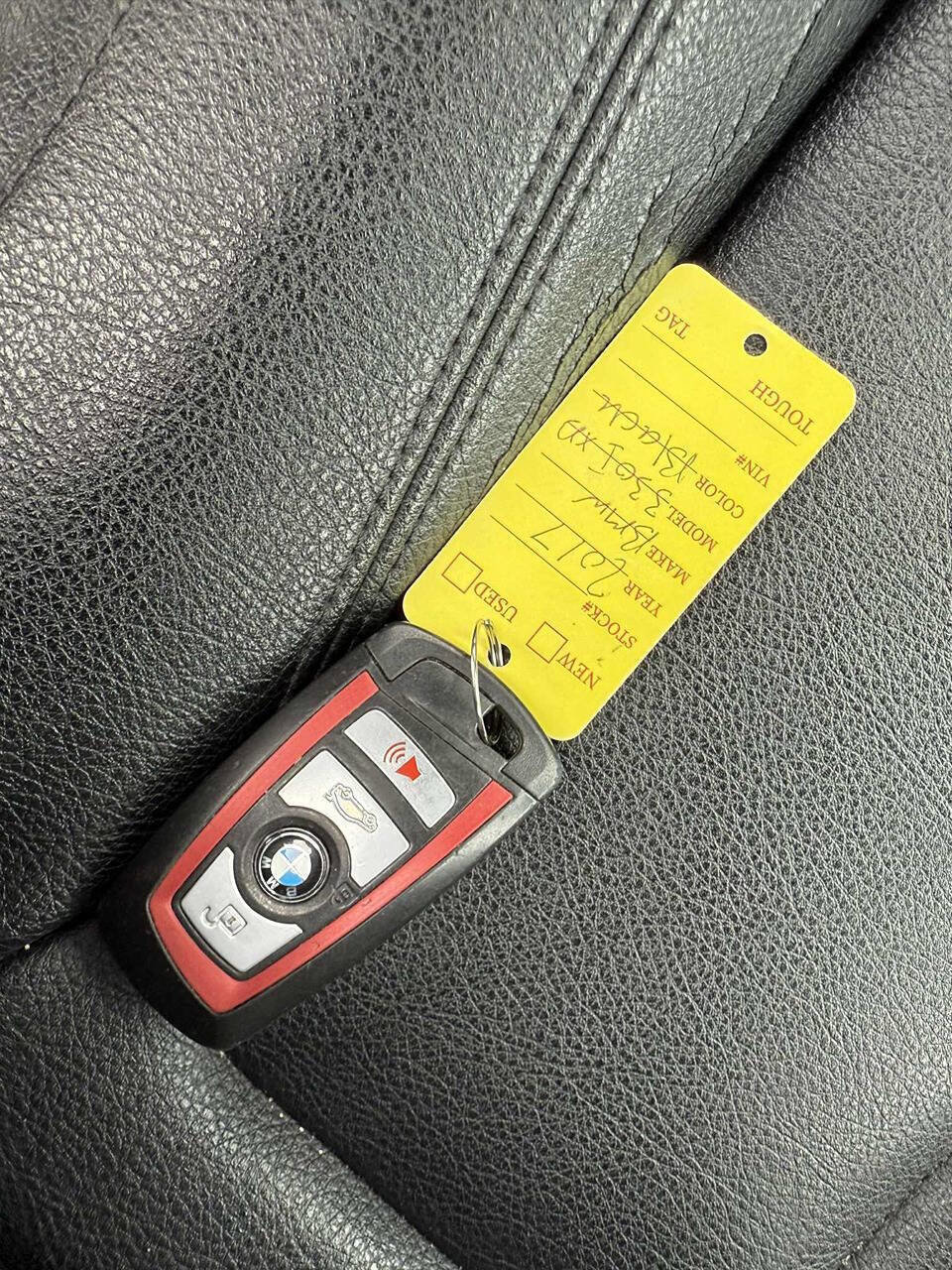 Used 2017 BMW 330i xDrive Sedan image 13