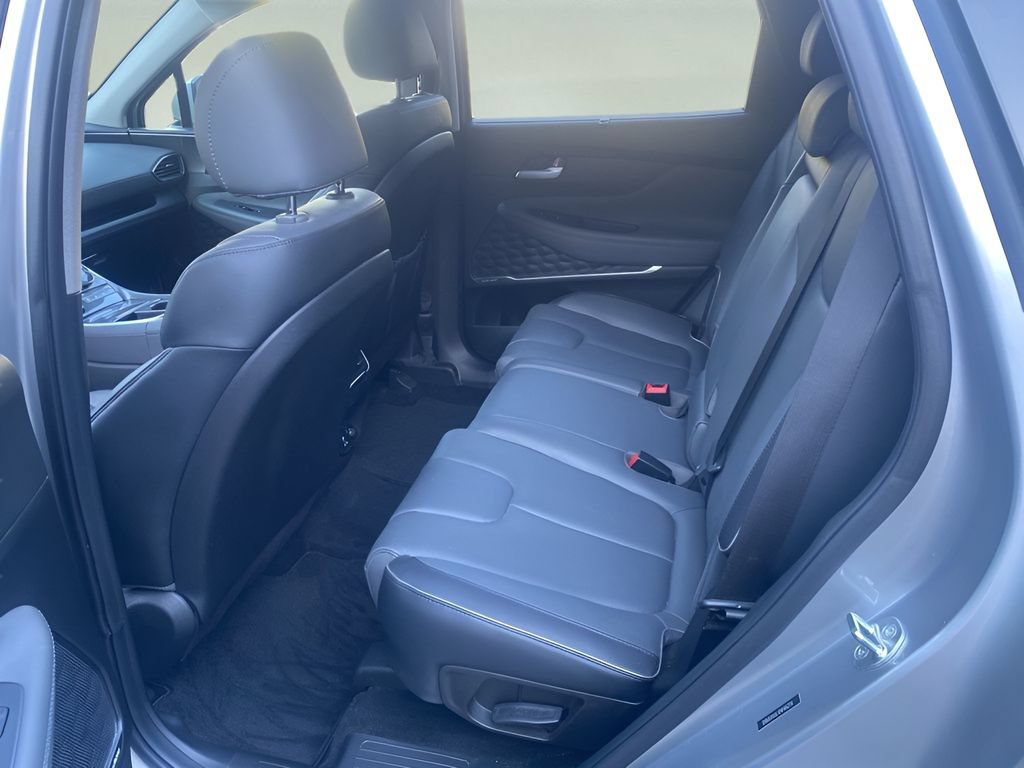 Used 2022 Hyundai Santa Fe Limited FWD image 15