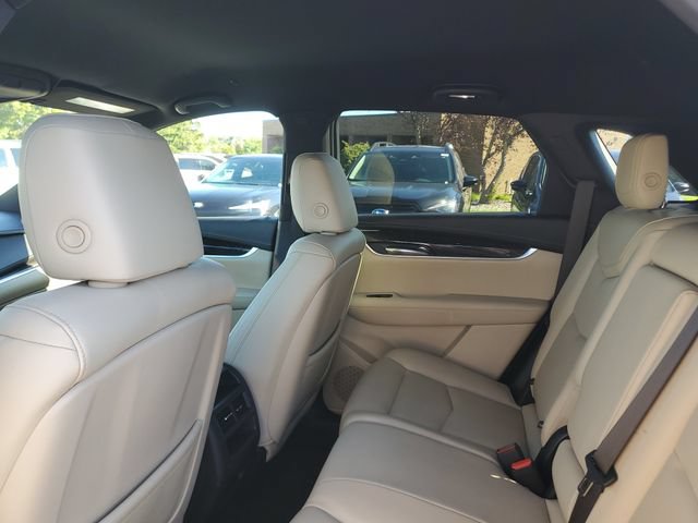 Used 2018 Cadillac XT5 FWD image 9
