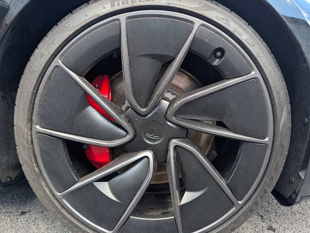 Used 2025 Tesla Model 3 Performance AWD/4WD image 9