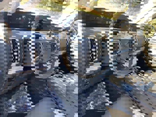 Certified 2025 Ford Expedition Active image 23