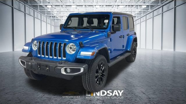 Used 2021 Jeep Wrangler Unlimited Sahara w/ Cold Weather Group AWD/4WD image 7