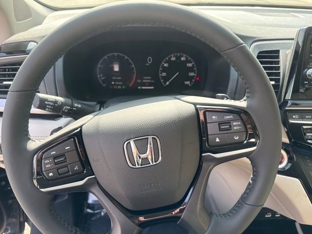 New 2026 Honda Odyssey Touring image 11