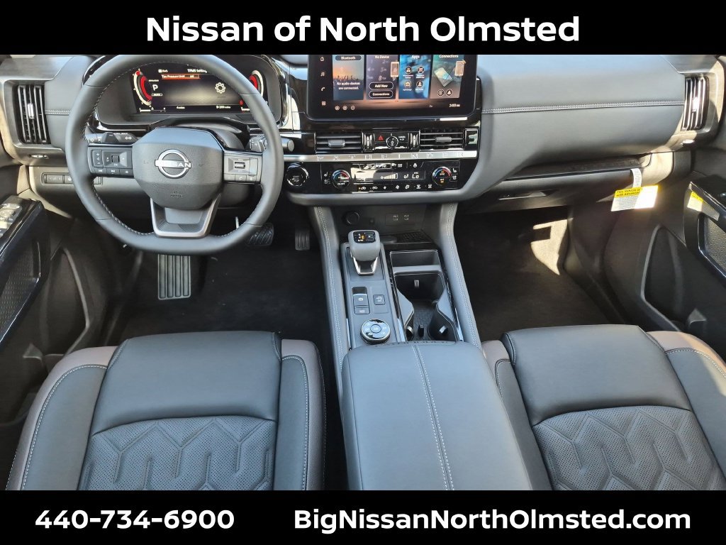 New 2026 Nissan Pathfinder Platinum AWD/4WD image 17