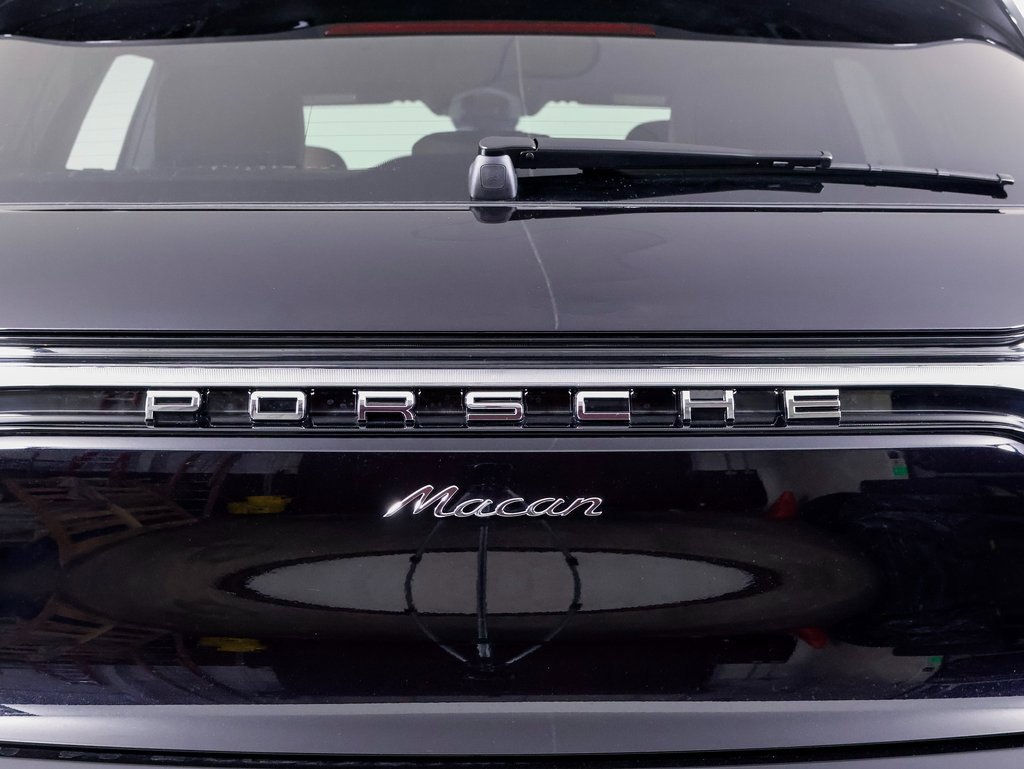 New 2025 Porsche Macan image 14