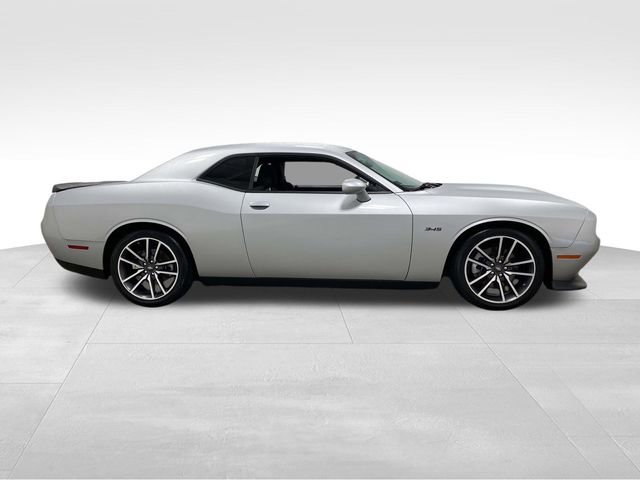 Used 2023 Dodge Challenger R/T image 2