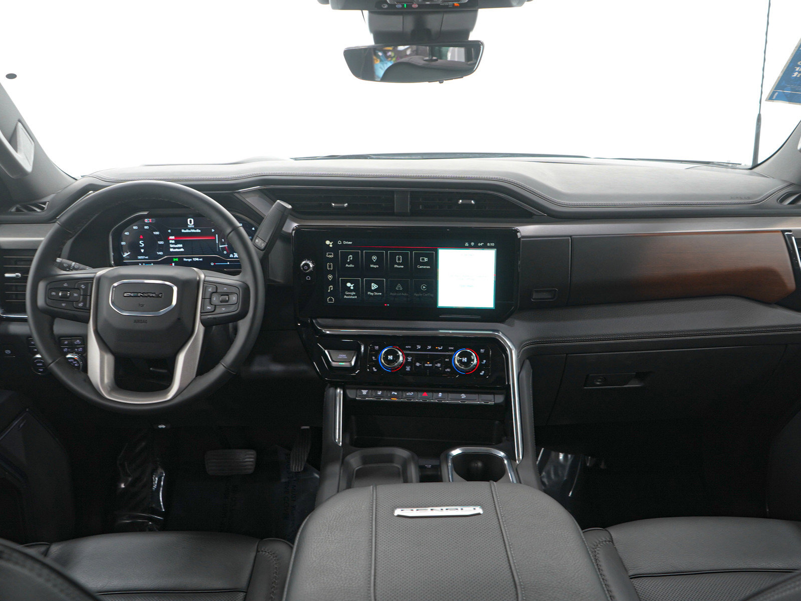 Used 2024 GMC Sierra 2500 Denali w/ Technology Package image 17