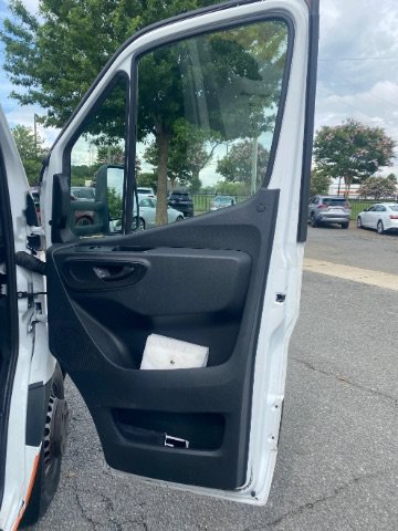 Used 2019 Freightliner Sprinter 3500 w/ Premium Package RWD image 29