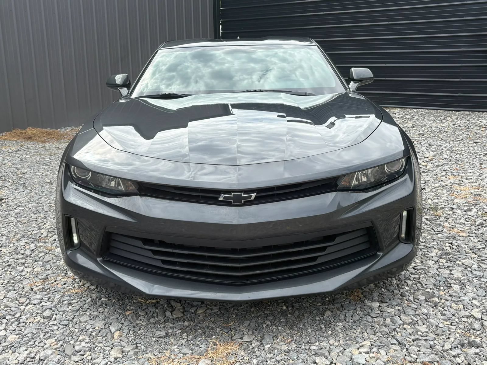 Used 2018 Chevrolet Camaro LT RWD image 2
