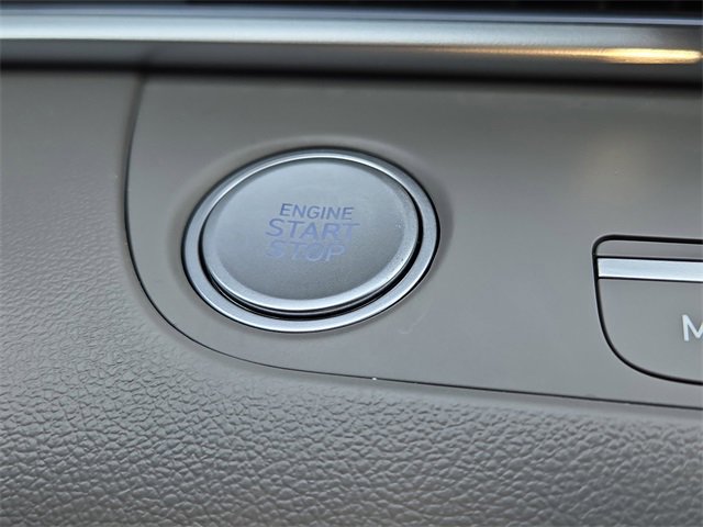 Certified 2025 Hyundai Elantra SEL image 10