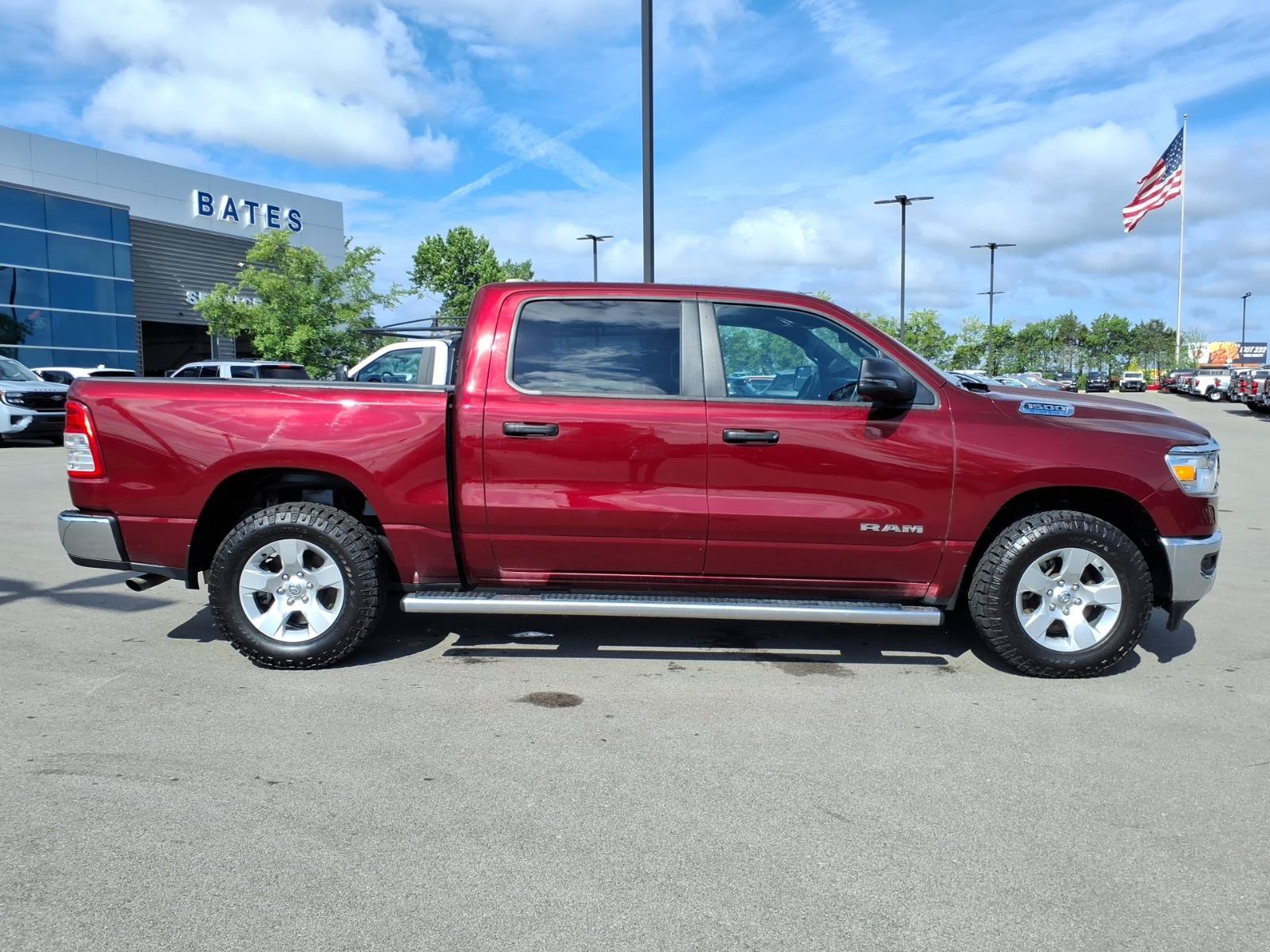 Used 2024 RAM 1500 Big Horn AWD/4WD image 2
