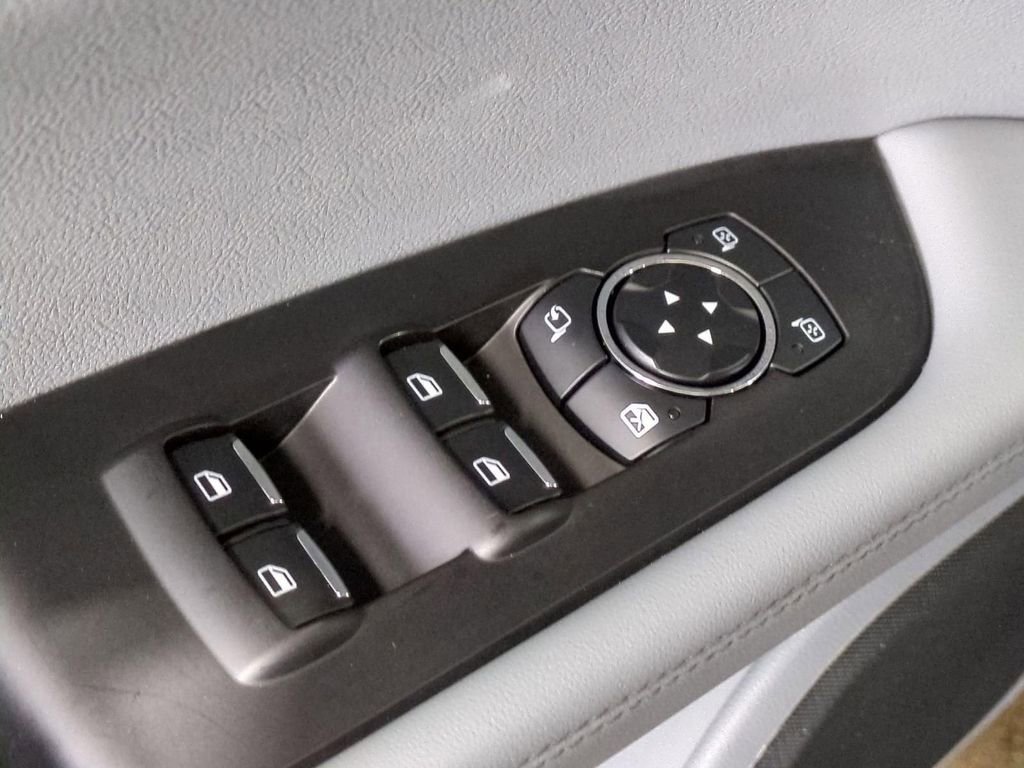 Certified 2023 Lincoln Nautilus Reserve w/ Equipment Group 201A image 16