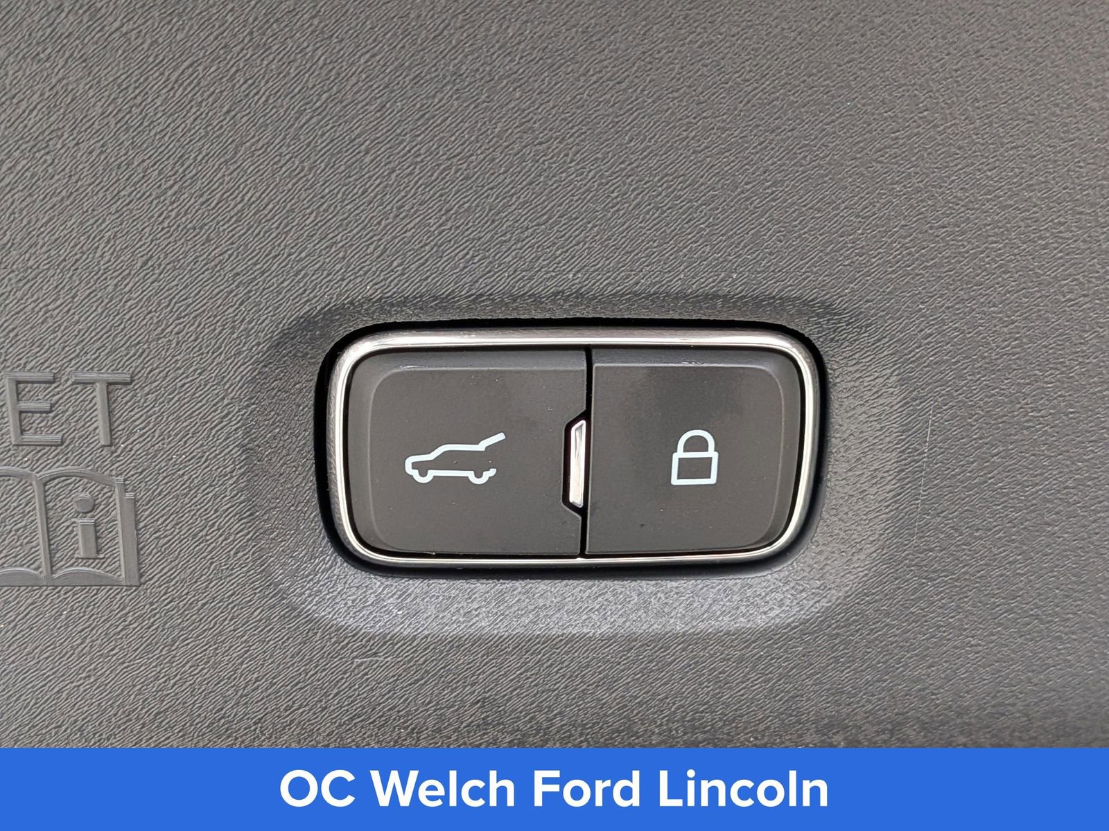 Certified 2025 Lincoln Navigator L Black Label AWD/4WD image 16
