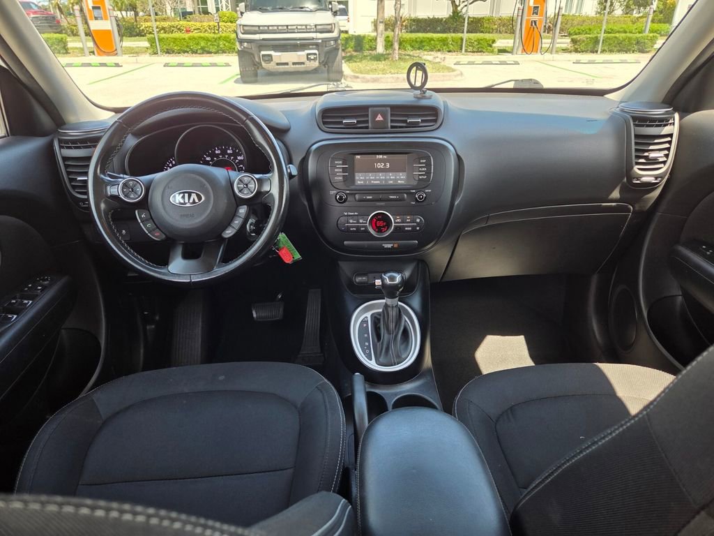 Used 2017 Kia Soul + w/ Designer's Package FWD image 26