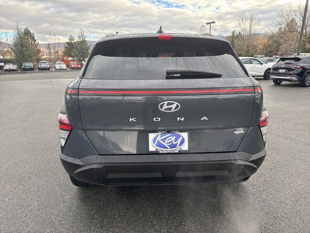Used 2024 Hyundai Kona SEL image 4