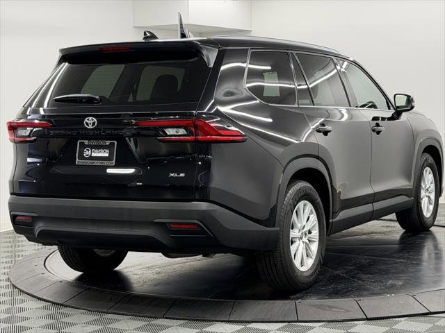 Certified 2025 Toyota Grand Highlander FWD image 8