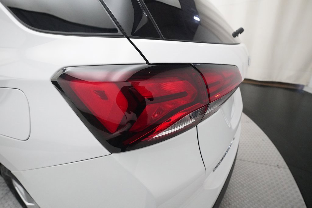 Used 2024 Chevrolet Equinox LT image 32