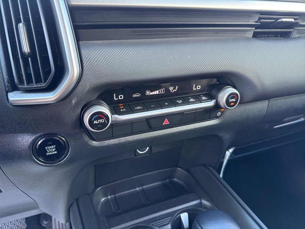 Used 2025 MAZDA CX-50 AWD 2.5 S w/ Cargo Package image 16