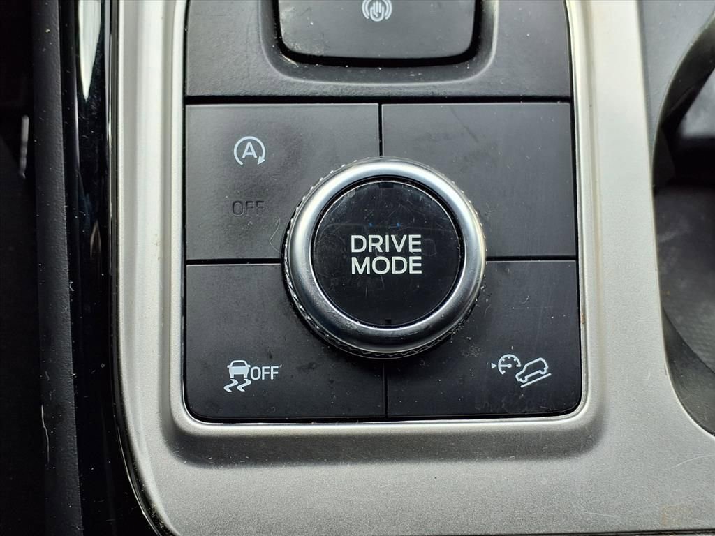 Used 2023 Ford Explorer ST w/ Equipment Group 401A image 17