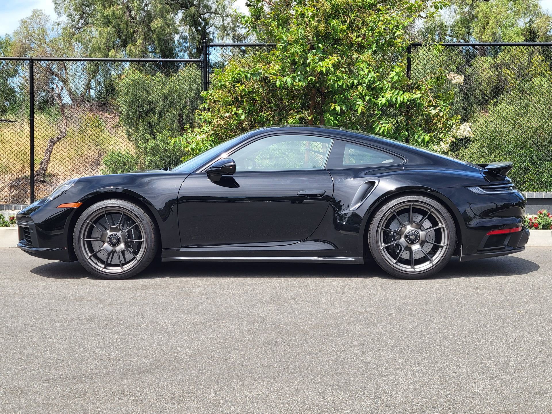 Certified 2025 Porsche 911 Turbo S AWD/4WD image 2