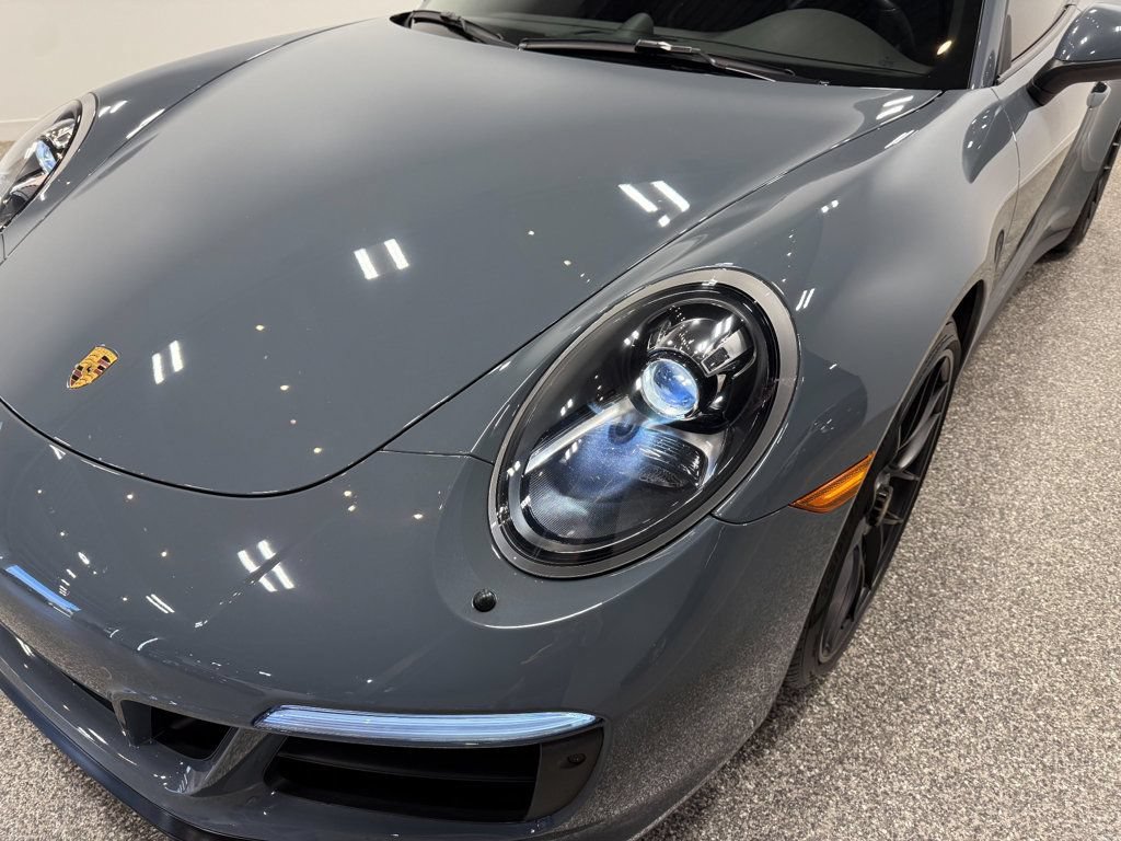 Used 2017 Porsche 911 GT3 RS image 2