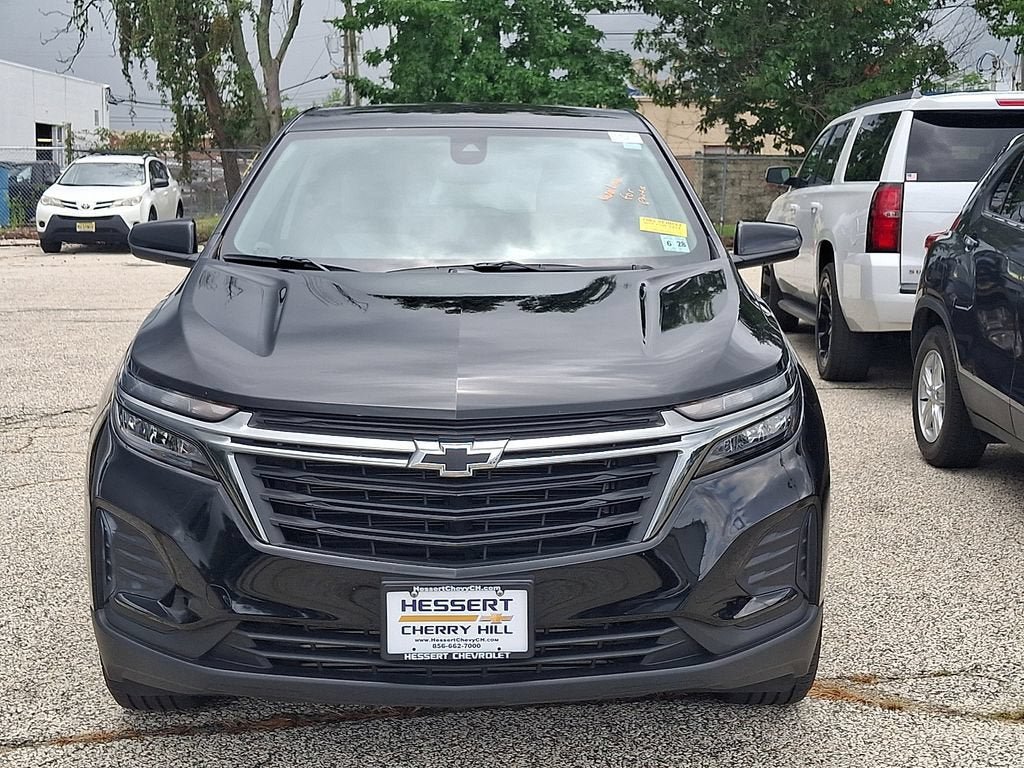 Certified 2023 Chevrolet Equinox LS w/ LS Convenience Package AWD/4WD image 3
