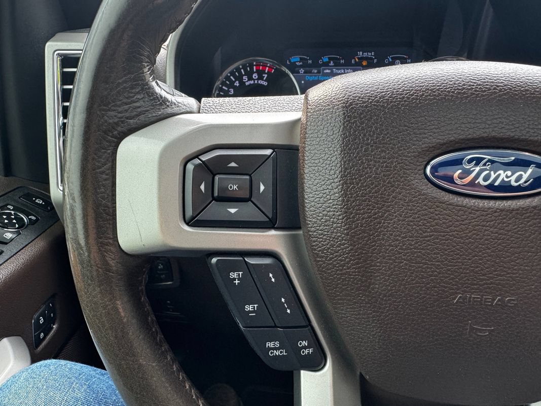 Used 2017 Ford F250 King Ranch w/ King Ranch Ultimate Package AWD/4WD image 14