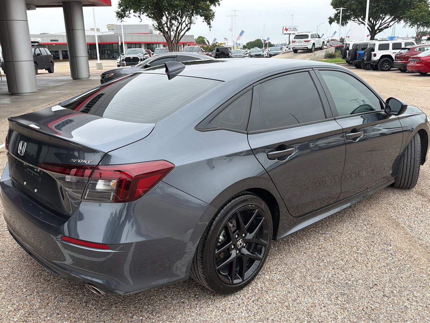 Used 2025 Honda Civic Sport image 3