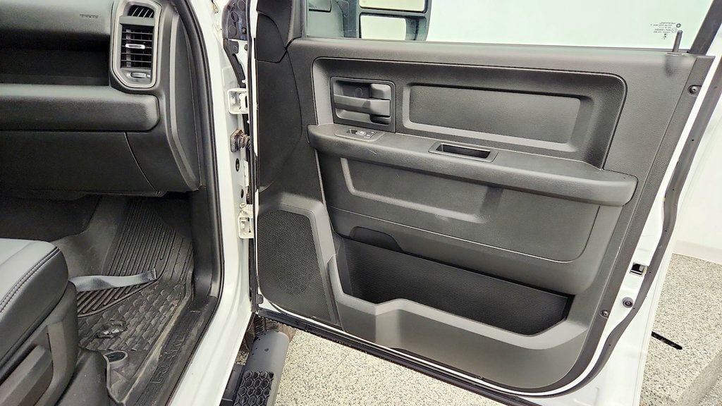 Used 2025 RAM 2500 Tradesman AWD/4WD image 26