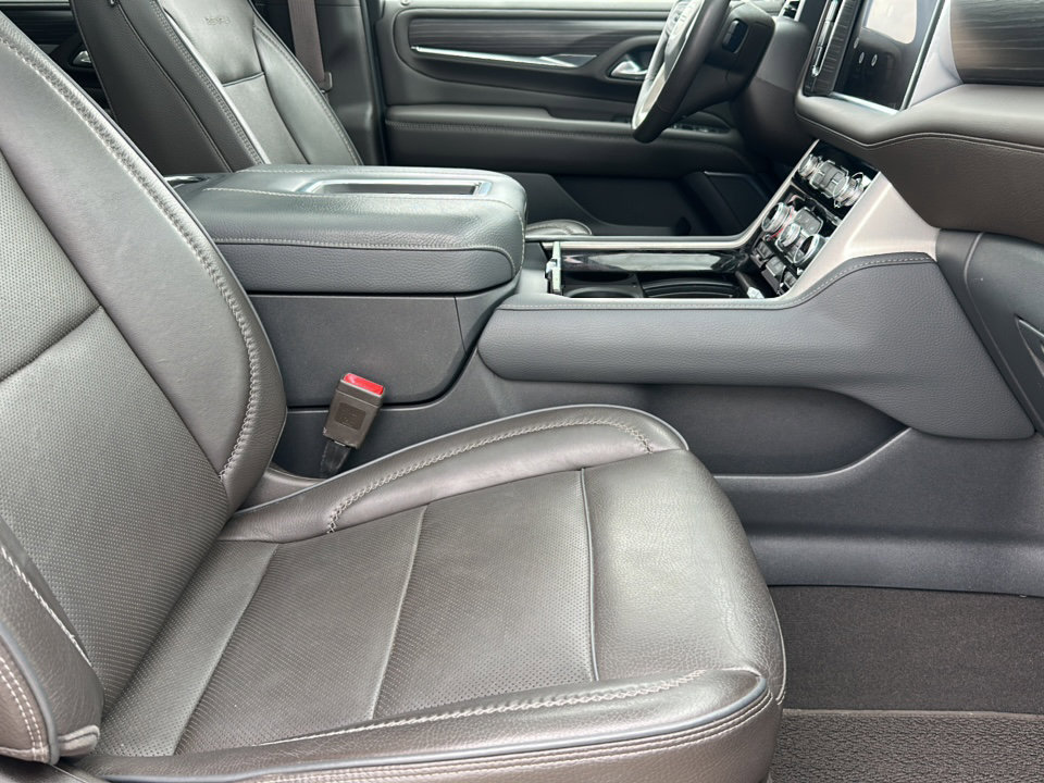 Used 2022 GMC Yukon Denali AWD/4WD image 25