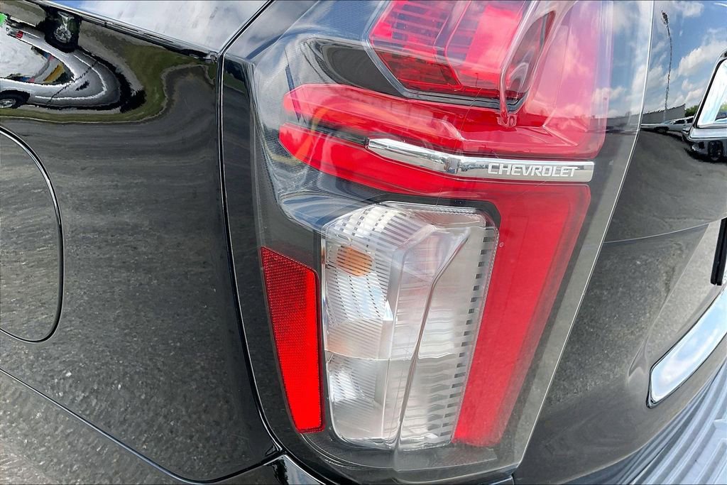 Used 2021 Chevrolet Suburban LS RWD image 29