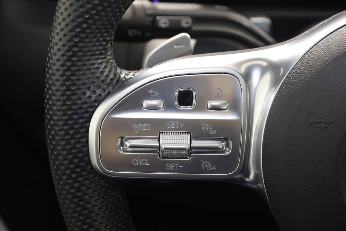 Used 2022 Mercedes-Benz GLB 35 AMG 4MATIC image 42