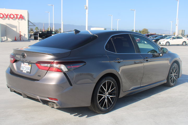 Certified 2023 Toyota Camry SE w/ Convenience Package FWD image 3